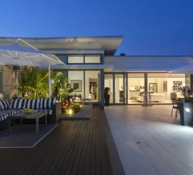 imageye___-_imgi_45_about-3