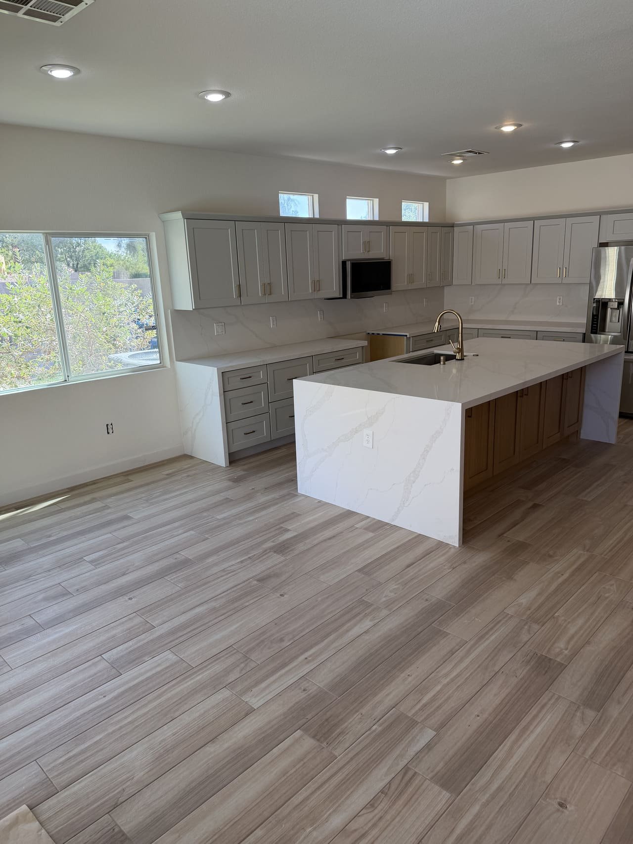 Home 58 IMG 0097